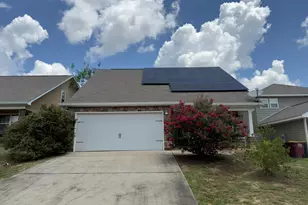 455 Eisenhower Dr, Crestview, FL 32539 - Photo 1