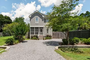 187 N 7th St, Santa Rosa Beach, FL 32459 - Photo 1