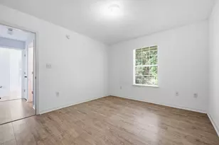 1024 Freeport Ct, Mary Esther, FL 32569 - Photo 12