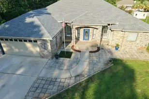 2064 Sundown Dr, Navarre, FL 32566 - Photo 2
