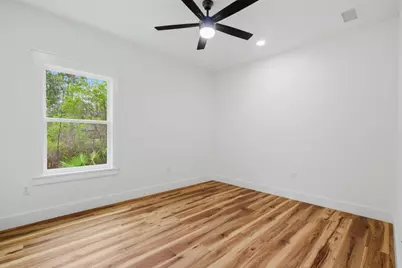 8756 Sand Pine Drive, Navarre, FL 32566 - Photo 38