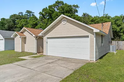 946 Emily Circle, Fort Walton Beach, FL 32547 - Photo 2