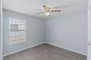 946 Emily Cir, Fort Walton Beach, FL 32547 - Photo 12