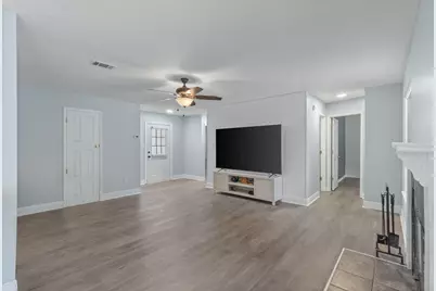 946 Emily Circle, Fort Walton Beach, FL 32547 - Photo 4