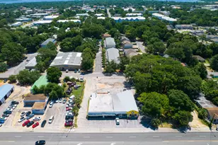 53 SW Beal Pkwy, Fort Walton Beach, FL 32548 - Photo 1