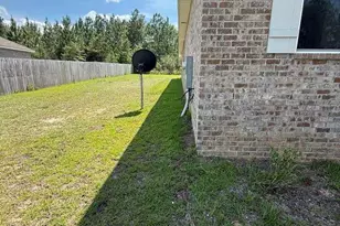 6412 Arcadia Bluffs Ave, Laurel Hill, FL 32567 - Photo 4