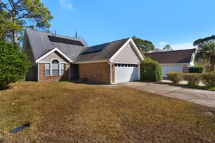 1819 Heartland Dr, Fort Walton Beach, FL 32547 - Photo 2