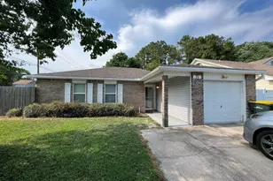 71 NW Olde Cypress Circle, Fort Walton Beach, FL 32548 - Photo 1