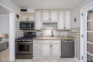 2 NE Bay Dr, Fort Walton Beach, FL 32548 - Photo 4