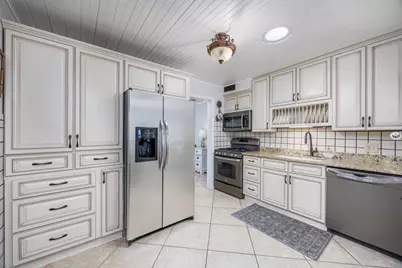 2 NE Bay Drive, Fort Walton Beach, FL 32548 - Photo 2