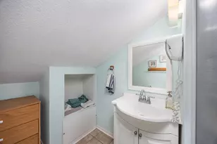2 NE Bay Dr, Fort Walton Beach, FL 32548 - Photo 20