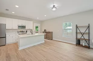 3168 Maple St, Crestview, FL 32539 - Photo 8