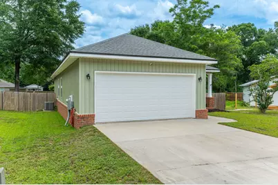 3168 Maple Street, Crestview, FL 32539 - Photo 2