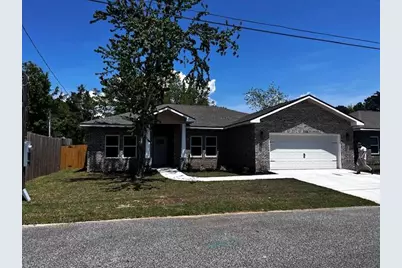 204 Starfish Road, Mary Esther, FL 32569 - Photo 1