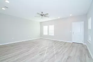 317 Allen St, Niceville, FL 32578 - Photo 8