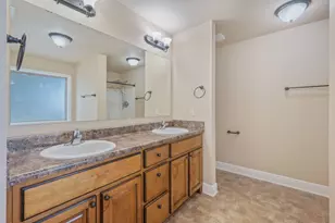 1578 Lena St, Baker, FL 32531 - Photo 26