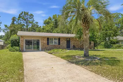 320 NW Oakland Circle, Fort Walton Beach, FL 32548 - Photo 1