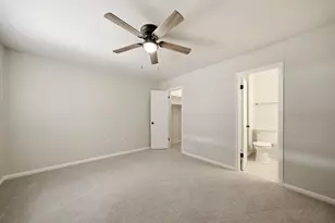 320 NW Oakland Circle, Fort Walton Beach, FL 32548 - Photo 16