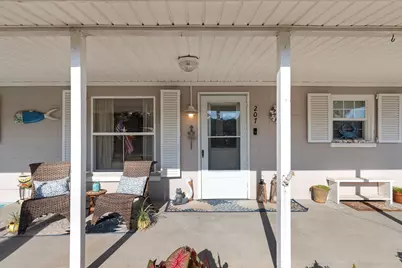 207 S Wells Street, Panama City Beach, FL 32413 - Photo 4