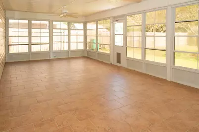 143 Palmetto Avenue, Mary Esther, FL 32569 - Photo 18
