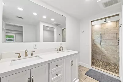 102 NW Robinwood Drive, Fort Walton Beach, FL 32548 - Photo 30