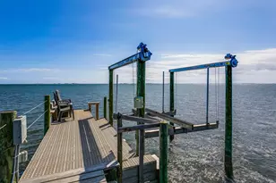 5129 Soundside Dr, Gulf Breeze, FL 32563 - Photo 6