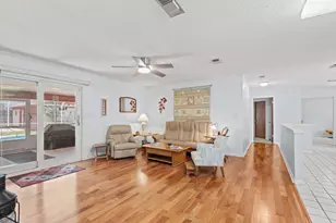 2436 Rocky Shores Dr, Niceville, FL 32578 - Photo 14