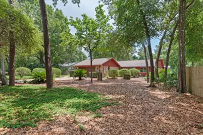 2436 Rocky Shores Drive, Niceville, FL 32578 - Photo 4