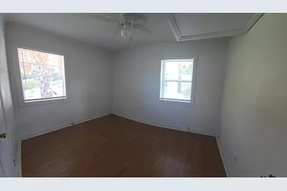 551 E Miracle Strip Parkway #8, Mary Esther, FL 32569 - Photo 10