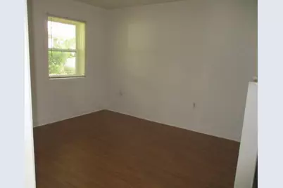 551 E Miracle Strip Parkway #8, Mary Esther, FL 32569 - Photo 4