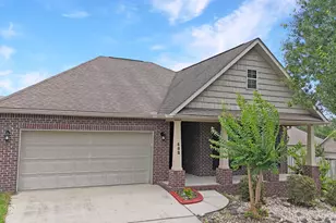 402 Wych Cir, Crestview, FL 32536 - Photo 1