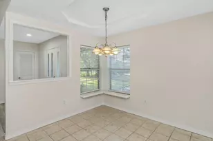 305 Parkwood Pl, Niceville, FL 32578 - Photo 10