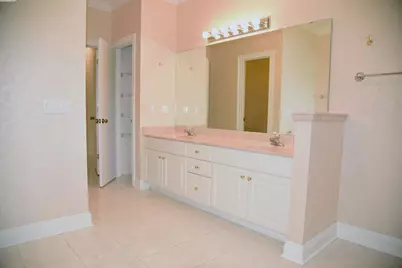 218 E Windward Cove, Niceville, FL 32578 - Photo 16