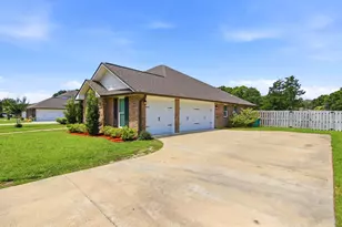 2892 Chancery Ln, Crestview, FL 32539 - Photo 4