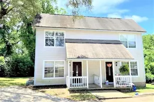 211 Evans St, Niceville, FL 32578 - Photo 12