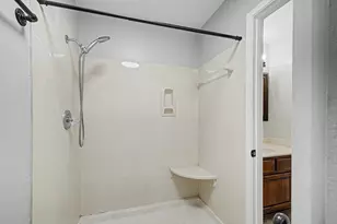 390 Angela Ln, Mary Esther, FL 32569 - Photo 28