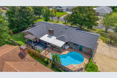390 Angela Lane, Mary Esther, FL 32569 - Photo 2