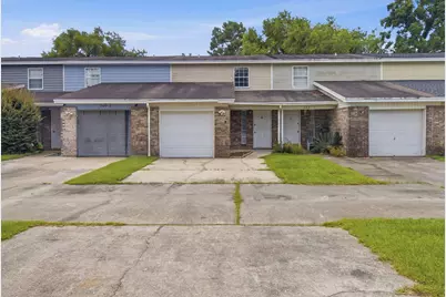 360 Schneider Drive #4, Fort Walton Beach, FL 32547 - Photo 2