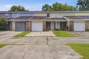 360 Schneider Dr, Fort Walton Beach, FL 32547 - Photo 2
