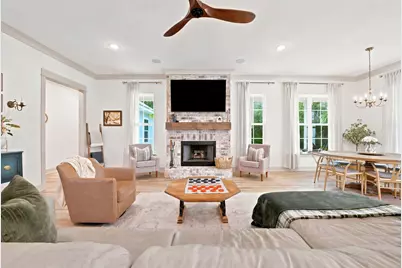 2060 Windmill Drive, Gulf Breeze, FL 32563 - Photo 14