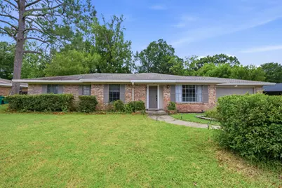8 Poplar Avenue, Shalimar, FL 32579 - Photo 1
