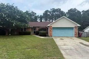 1243 Jefferyscot Dr, Crestview, FL 32536 - Photo 2