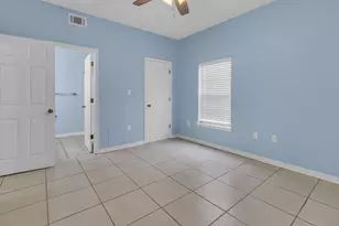 1501 N Partin Dr, Niceville, FL 32578 - Photo 10