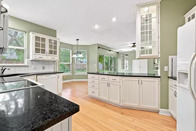 1710 Ashview Cove, Niceville, FL 32578 - Photo 10