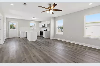 5434 Bayleaf Drive, Crestview, FL 32539 - Photo 4