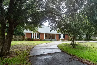 8371 Miranda Street, Navarre, FL 32566 - Photo 2