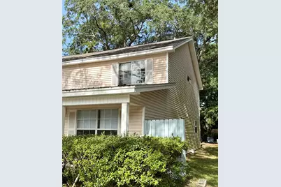 946 Rachel Drive #C, Mary Esther, FL 32569 - Photo 2