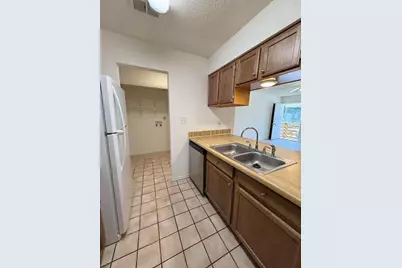 513 Landview Street #D, Fort Walton Beach, FL 32547 - Photo 8