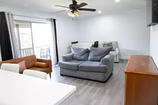 401 NW Marshall Ct, Fort Walton Beach, FL 32548 - Photo 8