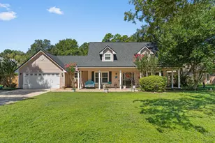 1590 Ruckel Dr, Niceville, FL 32578 - Photo 1